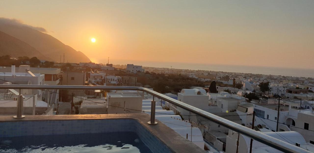 Lux House With Outdoor Jacuzzi And Sea View In Santorini Apartment Emporio  Exterior photo